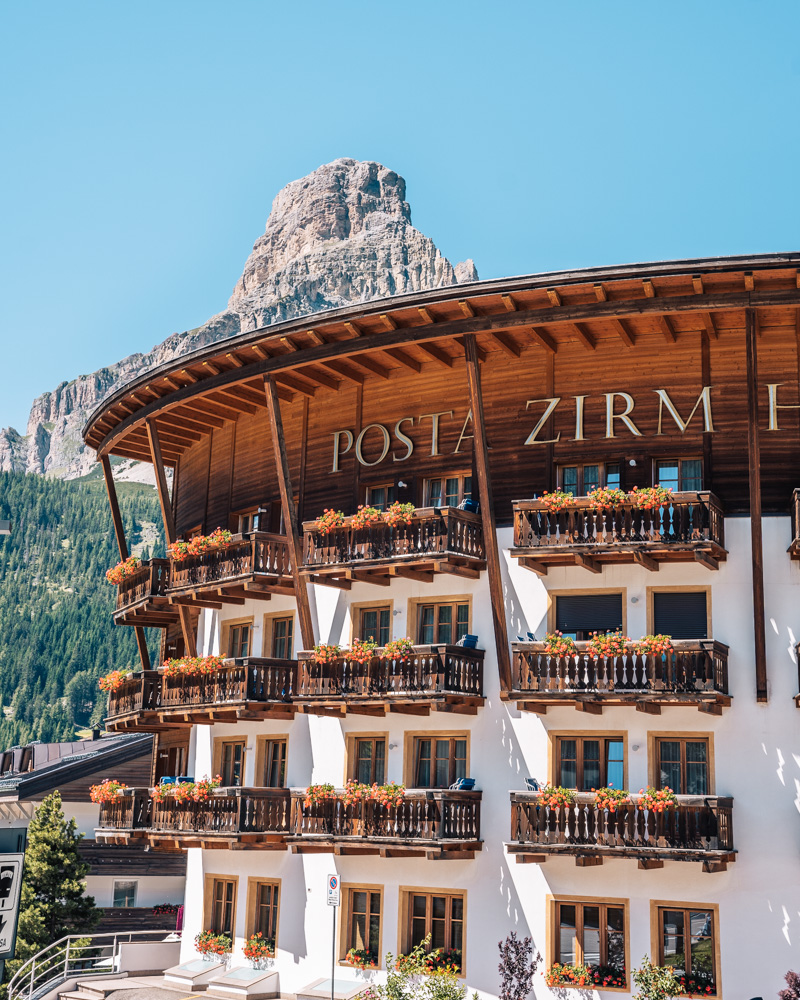 Wanderhotels in Südtirol: Posta Zirm Hotel im Corvara
